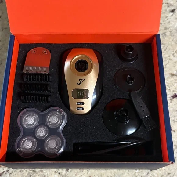 The Freebird Shaving Kit is in very good shape. - Picture 5 of 5